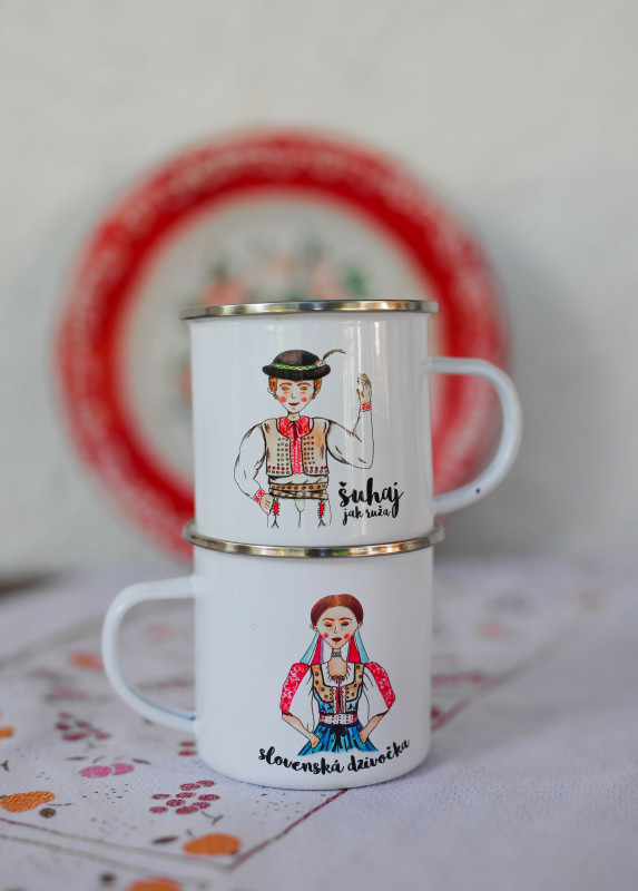 Folklórny hrnček